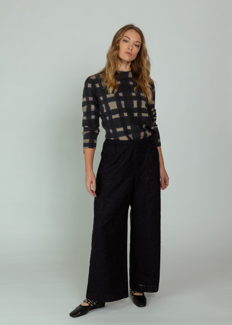 Antipast Black Navy Woven Trouser