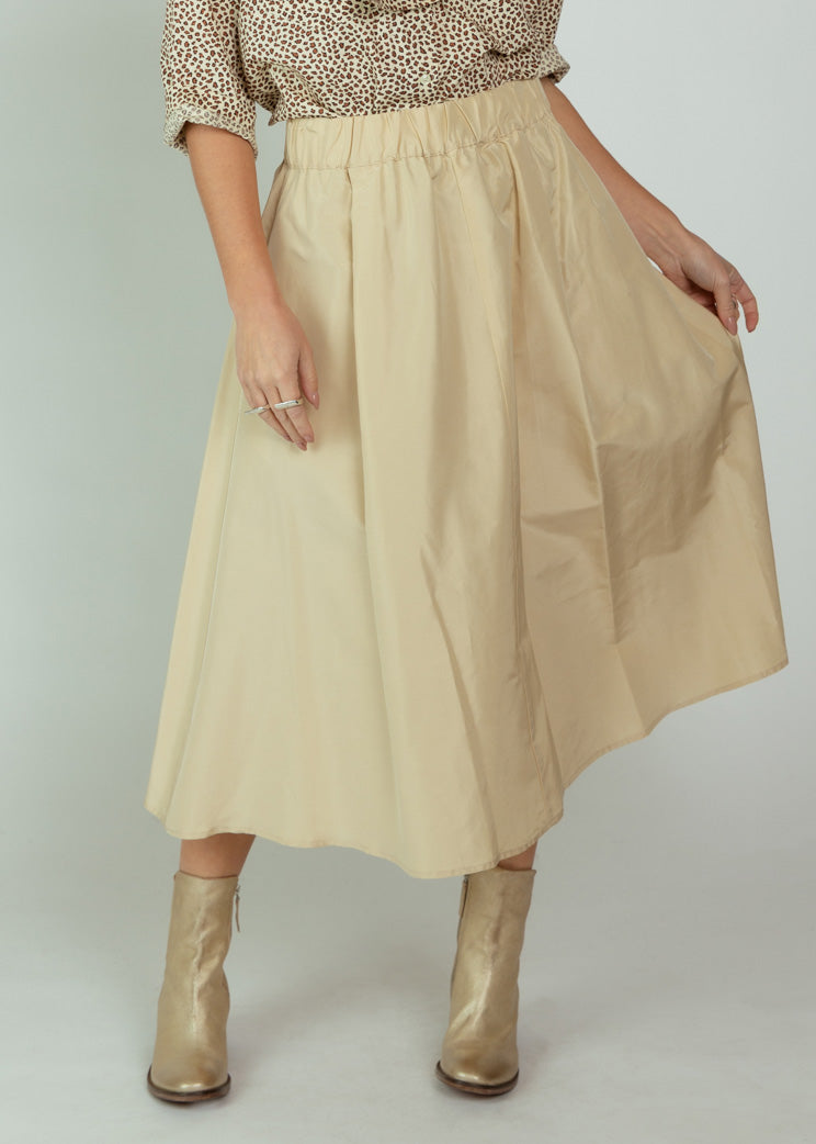 Aquarius Cocktail Ivory Le Skirt