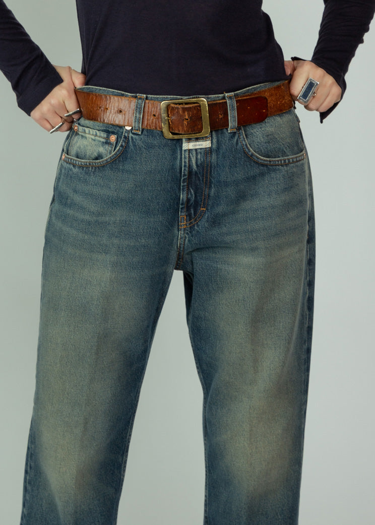 Closed Blue Cropped Jonta Jean