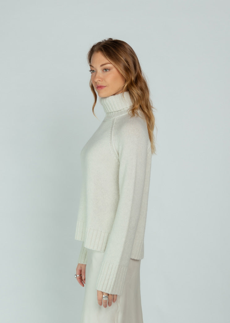 Brazeau Tricot Chiffon Chunky Turtleneck