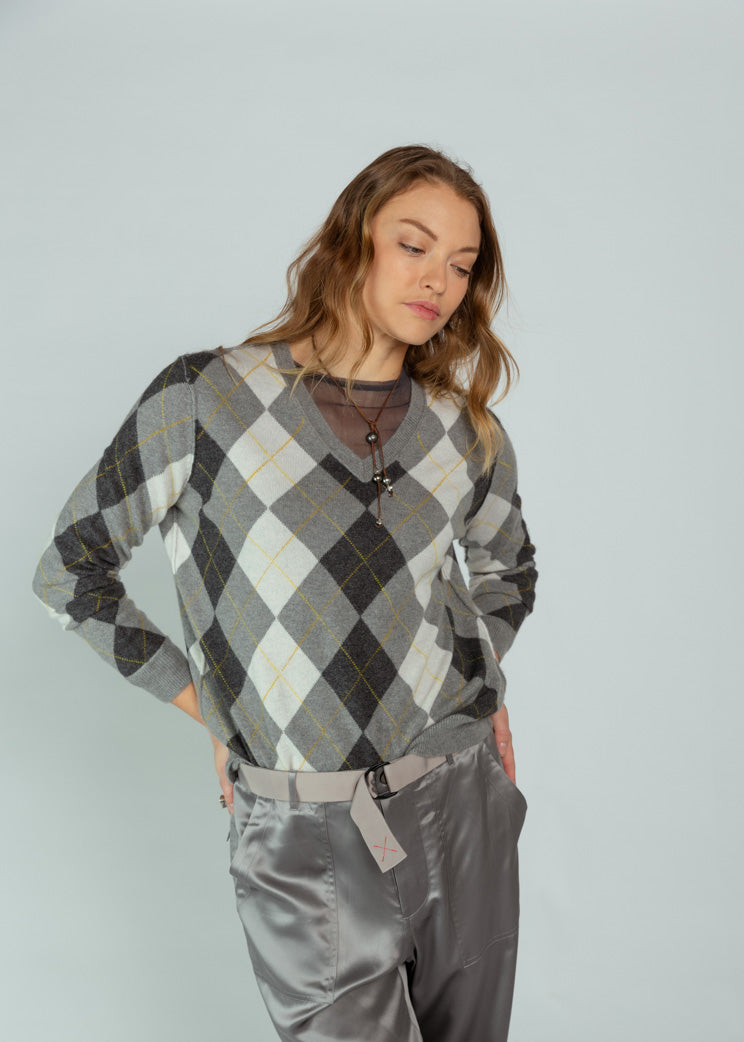 Brazeau Tricot Feather Argyle V-Neck Sweater