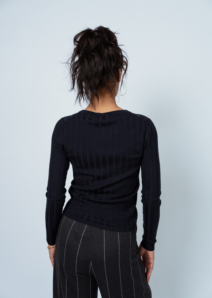 Allude Deep Night Wide Rib Wool Sweater