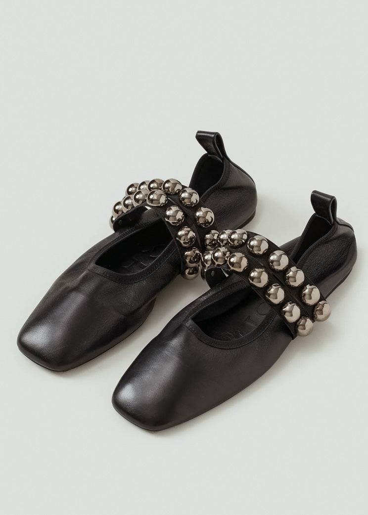 Closed Black Ballerina Flat