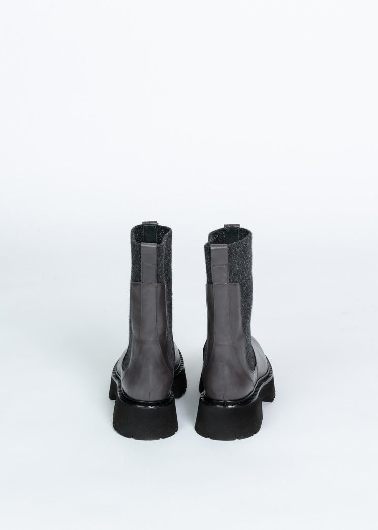 Homers Gray Row Boot