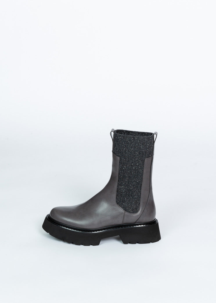 Homers Gray Row Boot