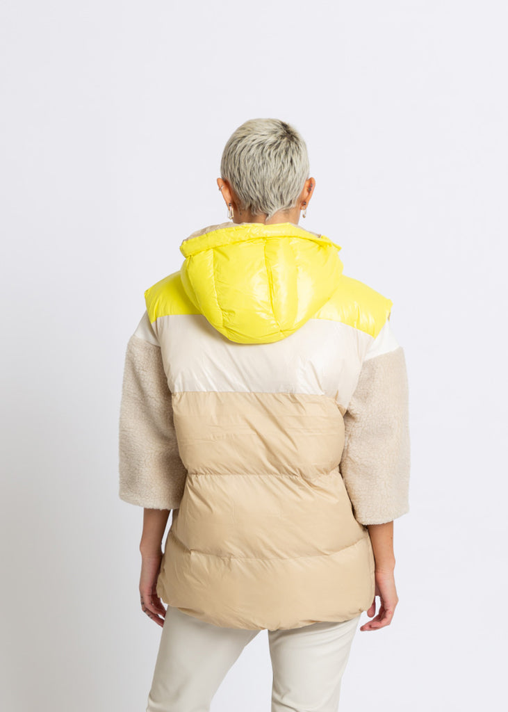 OOFWear Cream/Yellow Color Block Vest